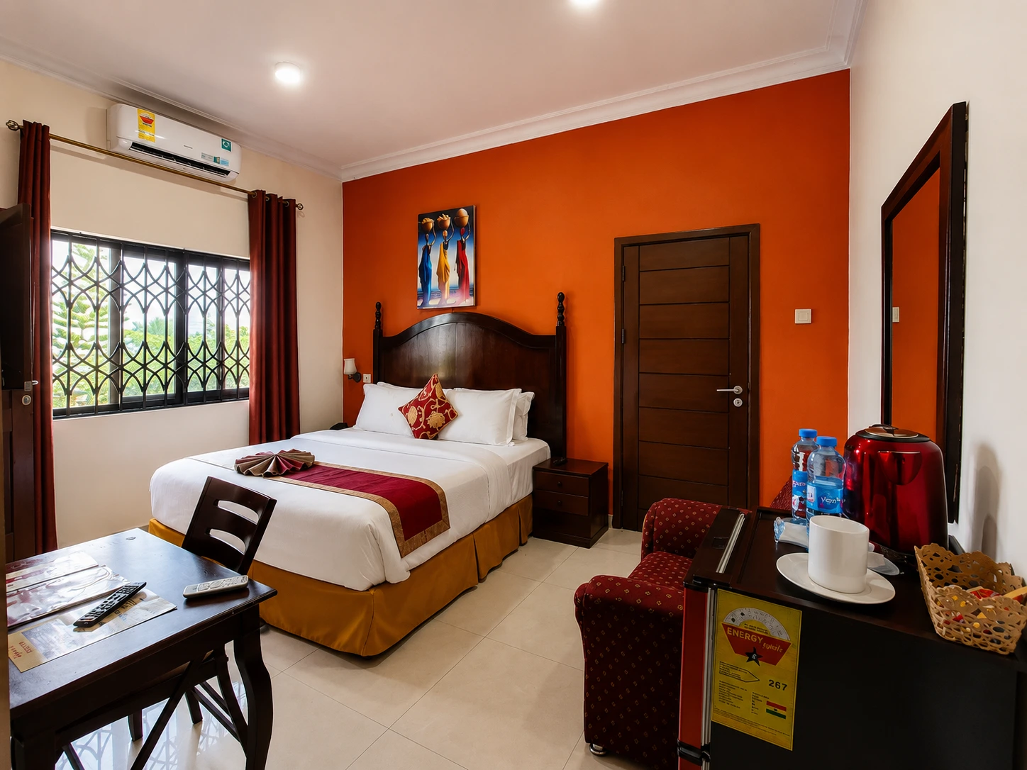 Mountain View Room